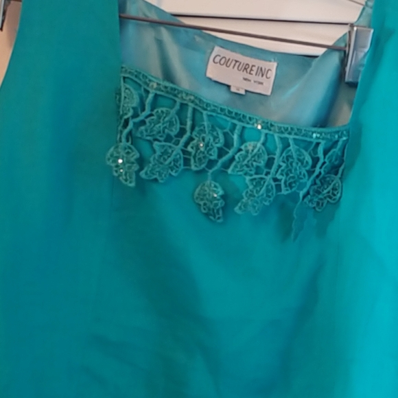 A 3 piece linen evening suit. - Picture 2 of 7